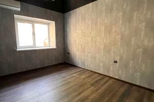 комерційна за адресою майдан Поезії пл., 3