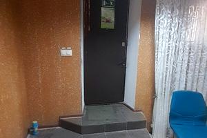 комерційна за адресою Автозаводська вул., 43