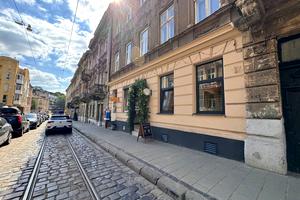 коммерческая по адресу Ивана Нечуя-Левицкого ул., 7