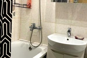квартира за адресою Ахсарова вул., 1б