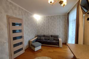 квартира за адресою Університетська вул., 25