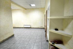 комерційна за адресою Олександра Щербакова вул. (Вакуленчука), 3