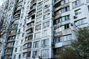 квартира за адресою Князя Романа Мстиславича вул. (Генерала Жмаченка), 8