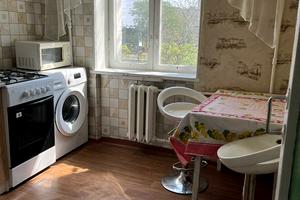 квартира за адресою Леоніда Каденюка просп. (Юрія Гагаріна), 3