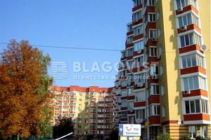 комерційна за адресою Салютна вул., 2к6