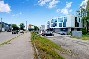 коммерческая по адресу Романа Шухевича ул. (Курчатова), 8/9
