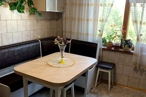 квартира за адресою Калинова вул., 76