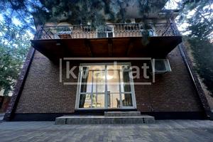 будинок за адресою 133-тя Садова вул.