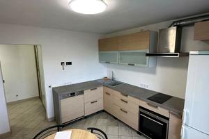 квартира за адресою Сулеймана Стальського вул., 30