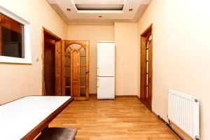 квартира за адресою Дмитра Донцова вул., 6
