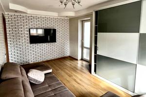 квартира за адресою Тростянецька вул., 8-В