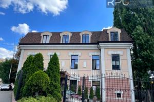коммерческая по адресу Жилянская ул., 97