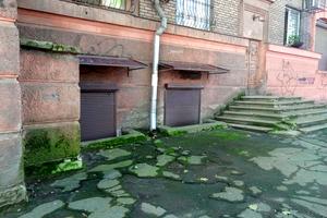 комерційна за адресою Незалежної України вул. (40 років Радянської України), 40