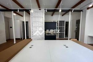 комерційна за адресою Костельна вул., 6