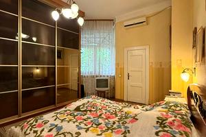 квартира по адресу Ярослава Стецько ул., 8