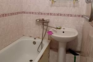 квартира за адресою Електровозна вул., 21