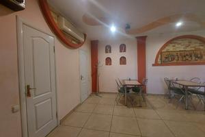 комерційна за адресою Гарнізонна вул., 4