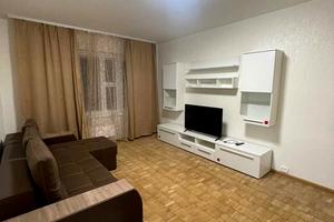 квартира за адресою Ревуцького вул., 35