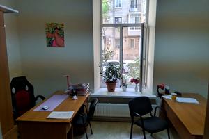 комерційна за адресою Канатна вул., 11