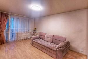 квартира за адресою пр. Олександра Поля, 44