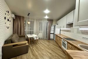 квартира за адресою Ревуцького вул., 40-В