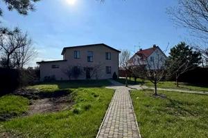 будинок за адресою Травнева вул.