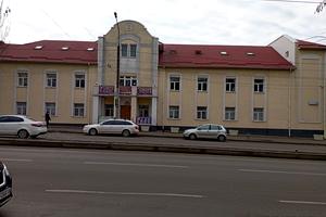 комерційна за адресою Перемоги вул., 4
