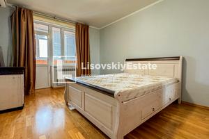 квартира за адресою Миколи Бажана просп., 12