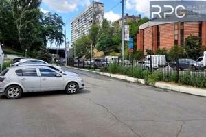комерційна за адресою Миколи Міхновського бульв. (Дружби Народів), 38