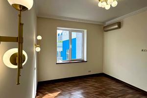 квартира за адресою Республіканська вул., 18