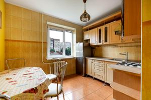 квартира за адресою Морозна вул., 37
