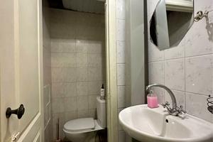комерційна за адресою Шевченка бульв., 249