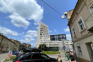 комерційна за адресою Джерельна вул., 31