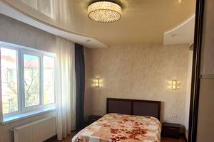будинок за адресою Академіка Заболотного вул., 77