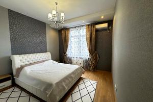квартира за адресою В'ячеслава Чорновола просп. (), 73