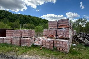 ділянка за адресою Квітнева