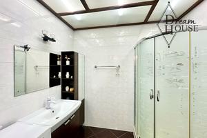 квартира за адресою Небесної Сотні, 3