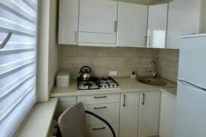 квартира за адресою Олександра Орлова вул. (Матросова), 12