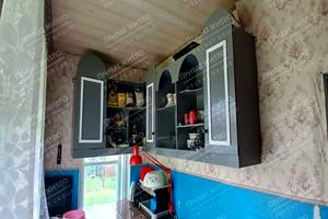 дом по адресу центральна, 1