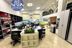 комерційна за адресою Нагірна вул., 7