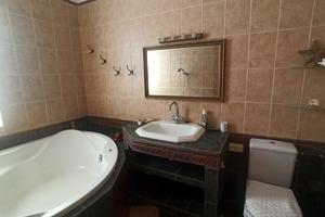 будинок за адресою Виноградна вул.