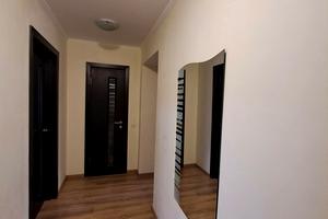 квартира за адресою Крайня, 1