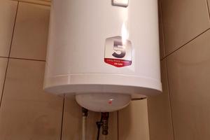 квартира за адресою Ахсарова вул., 18