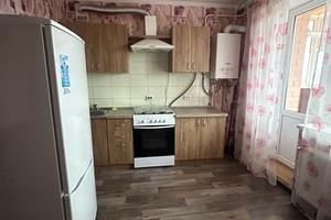 квартира за адресою Холодногірська пл., 35