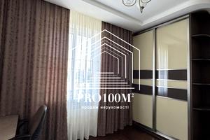 дом по адресу Новокиевская ул.
