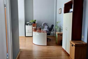 комерційна за адресою Дениса Монастирського вул. (Василя Сурікова), 3А