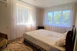 квартира за адресою Мирона Тарнавського вул. (Кутузова), 118