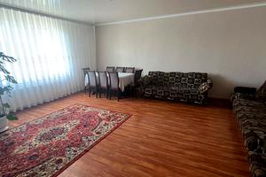 дом по адресу Радісна, 32