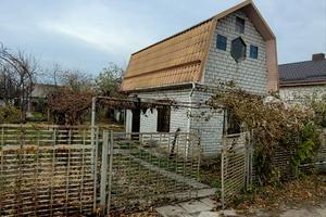 будинок за адресою Дніпровська