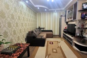 квартира за адресою Курсанта Єськова вул., 14